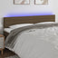 sengegavl med LED-lys 200x5x78/88 cm stof mørkebrun