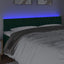 sengegavl med LED-lys 180x7x78/88 cm velour mørkegrøn