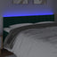sengegavl med LED-lys 180x5x78/88 cm fløjl mørkegrøn