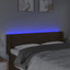 sengegavl med LED-lys 147x16x78/88 cm stof mørkebrun