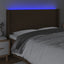 sengegavl med LED-lys 163x16x118/128 cm stof mørkebrun