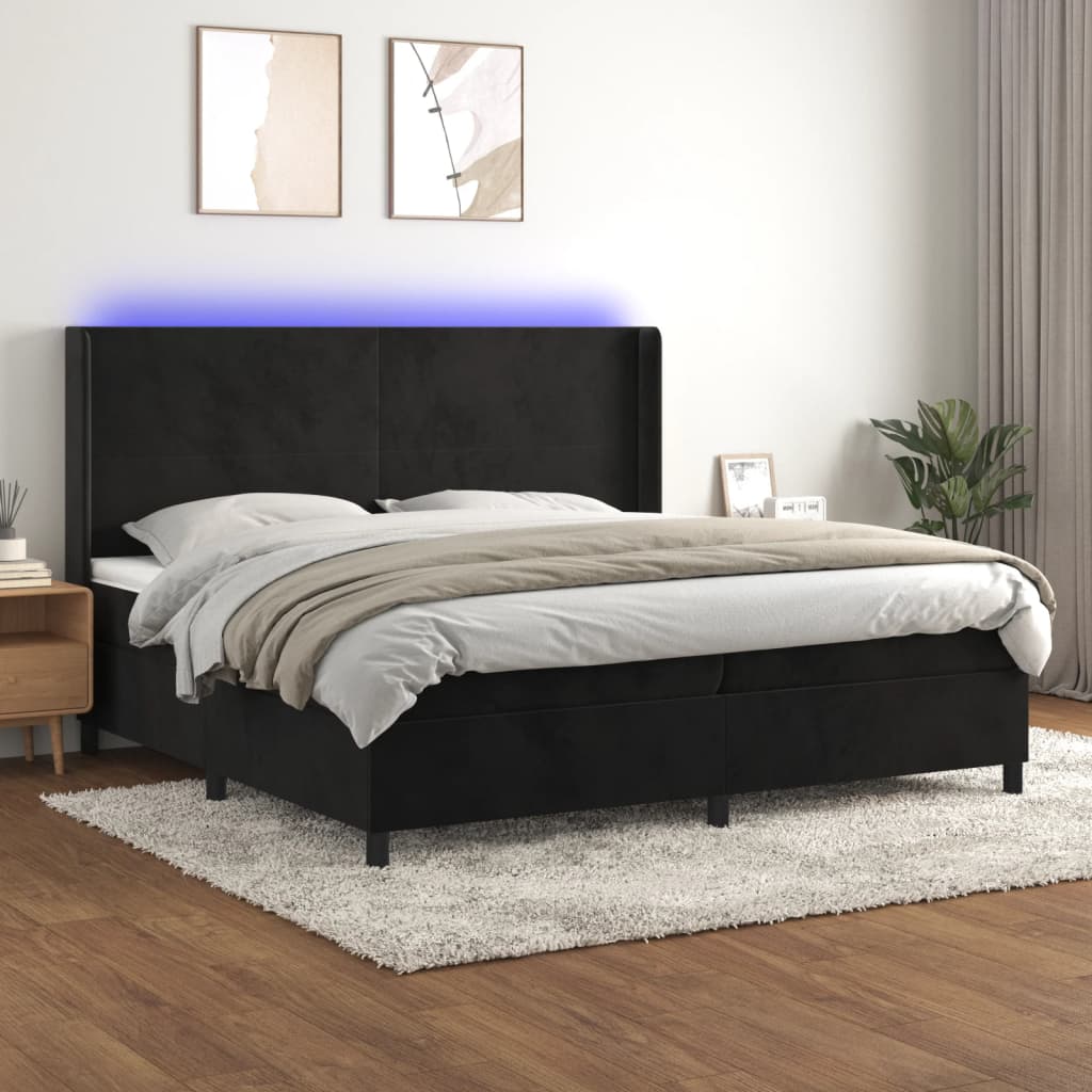 kontinentalseng med LED-lys 200x200 cm fløjl sort