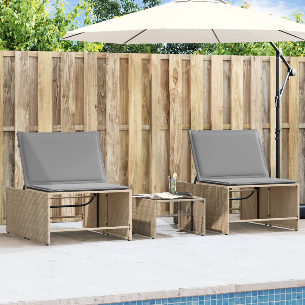 liggestole 2 stk. med bord beige polyrattan