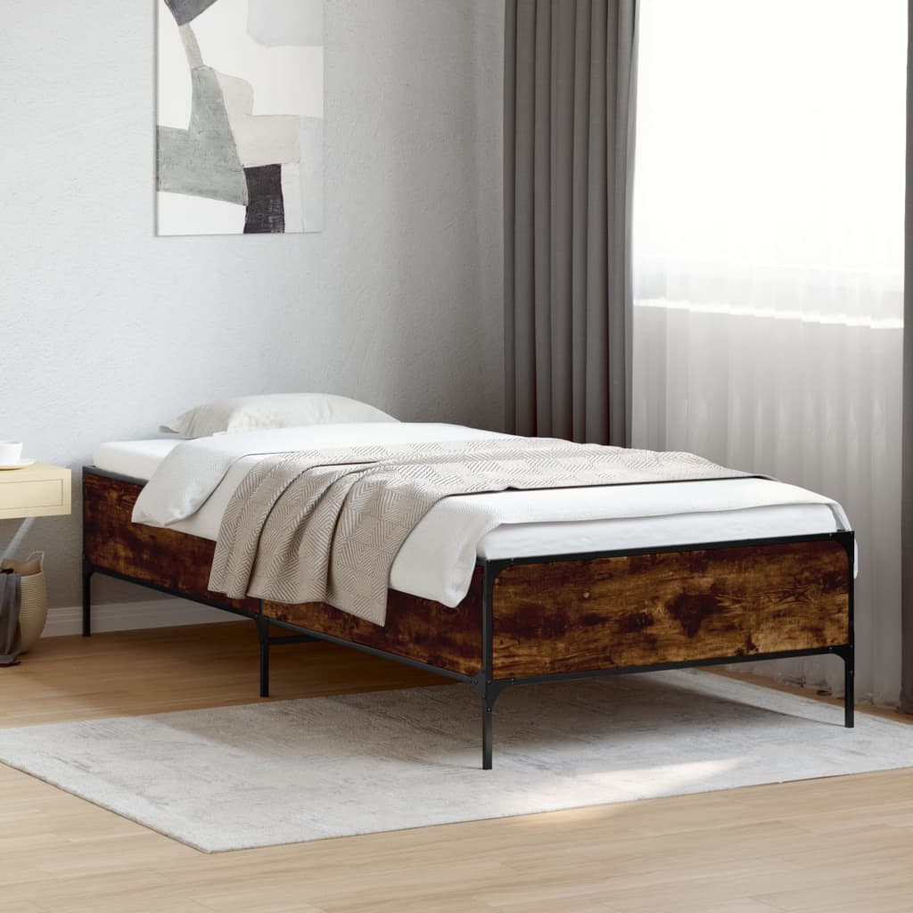 sengeramme 75x190 cm konstrueret træ og metal røget eg
