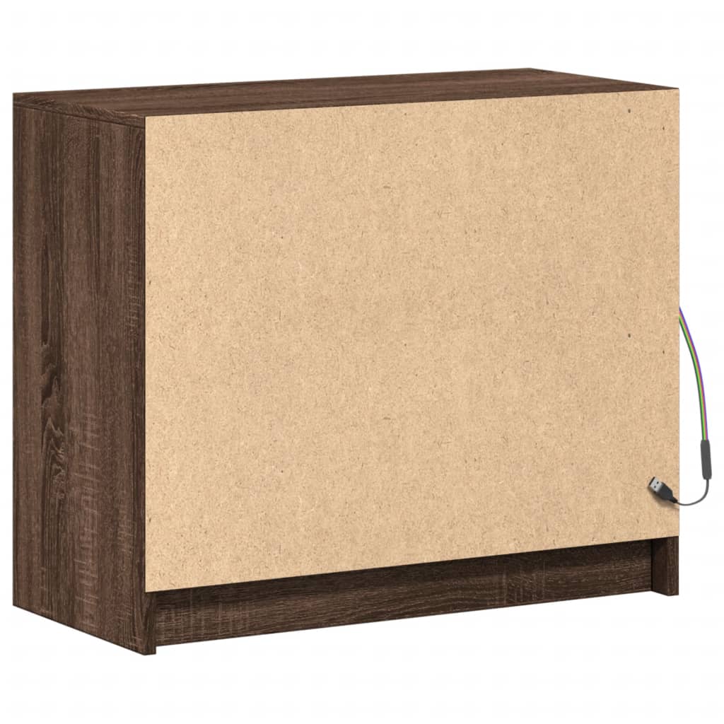 skab med LED-lys 72x34x61 cm konstrueret træ brun egetræsfarve