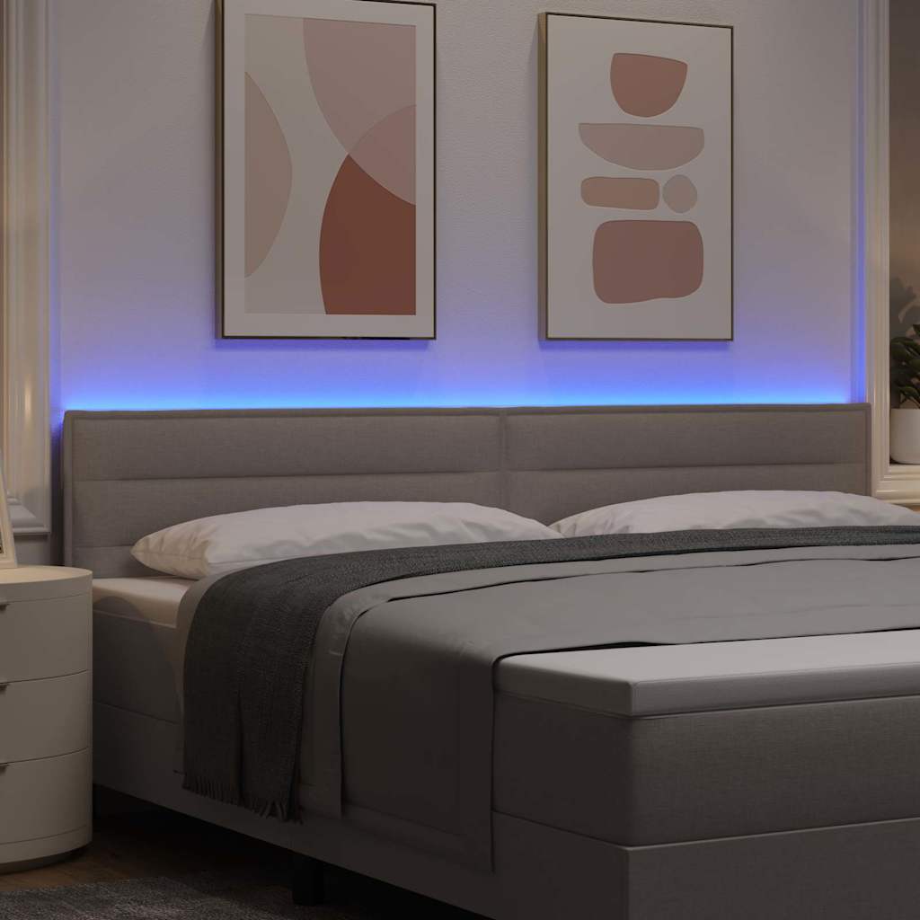 LED sengegavl med LED-lysstrimler Gråbrun 200 cm Stof