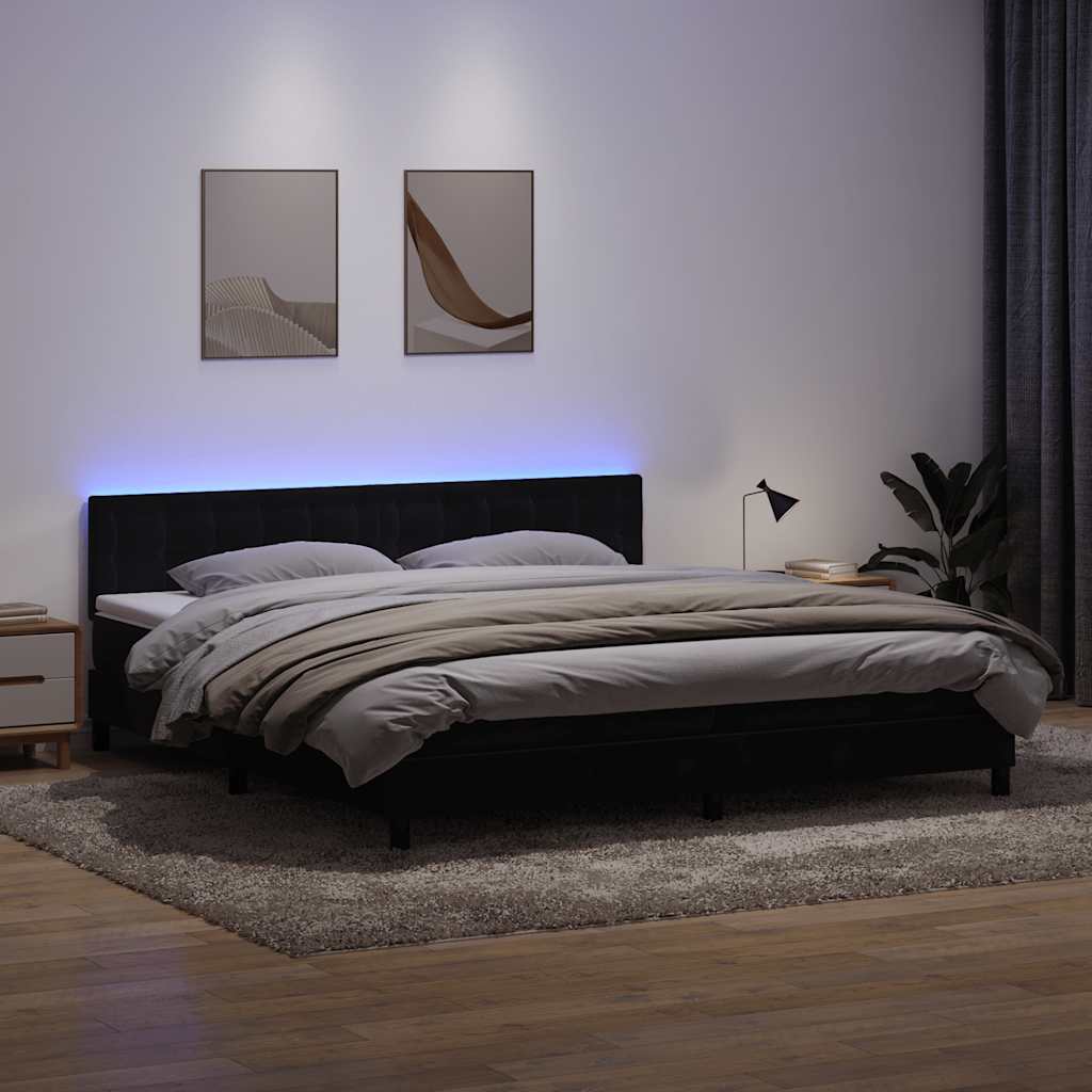 kontinentalseng med madras og LED-lys 200x220 cm fløjl sort