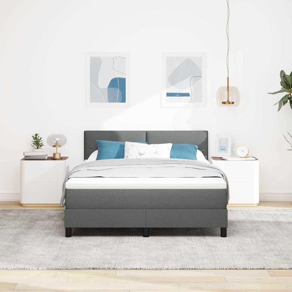 Box spring seng med LED-lysstrimler Mørkegrå 140 x 190 cm Stof