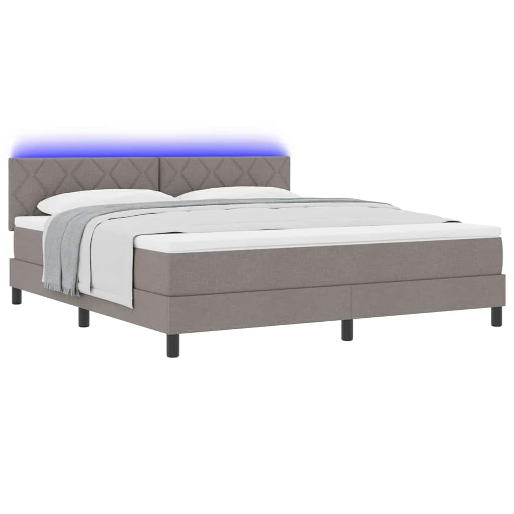 Box spring seng med LED-lysstrimler Gråbrun 180 x 200 cm Stof