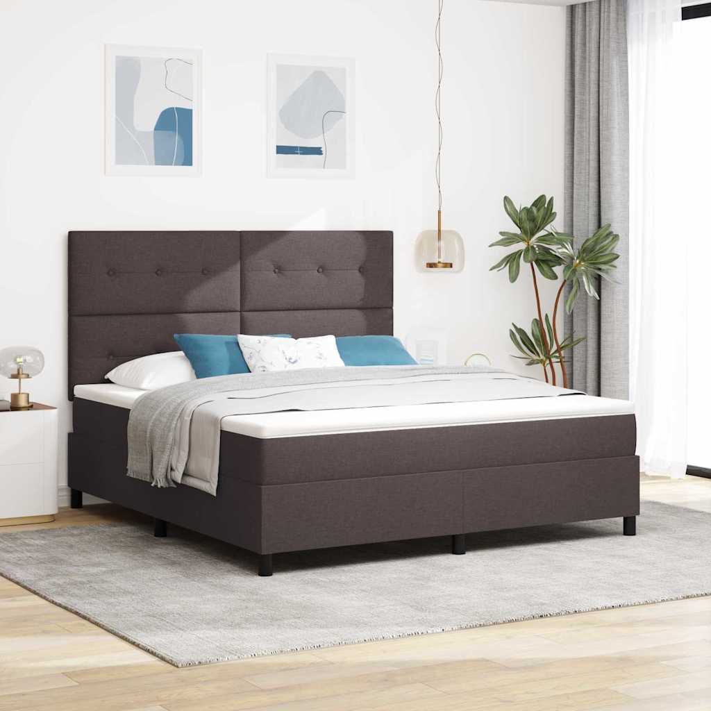 Box spring seng med LED-lysstrimler Mørkebrun 180 x 200 cm Stof