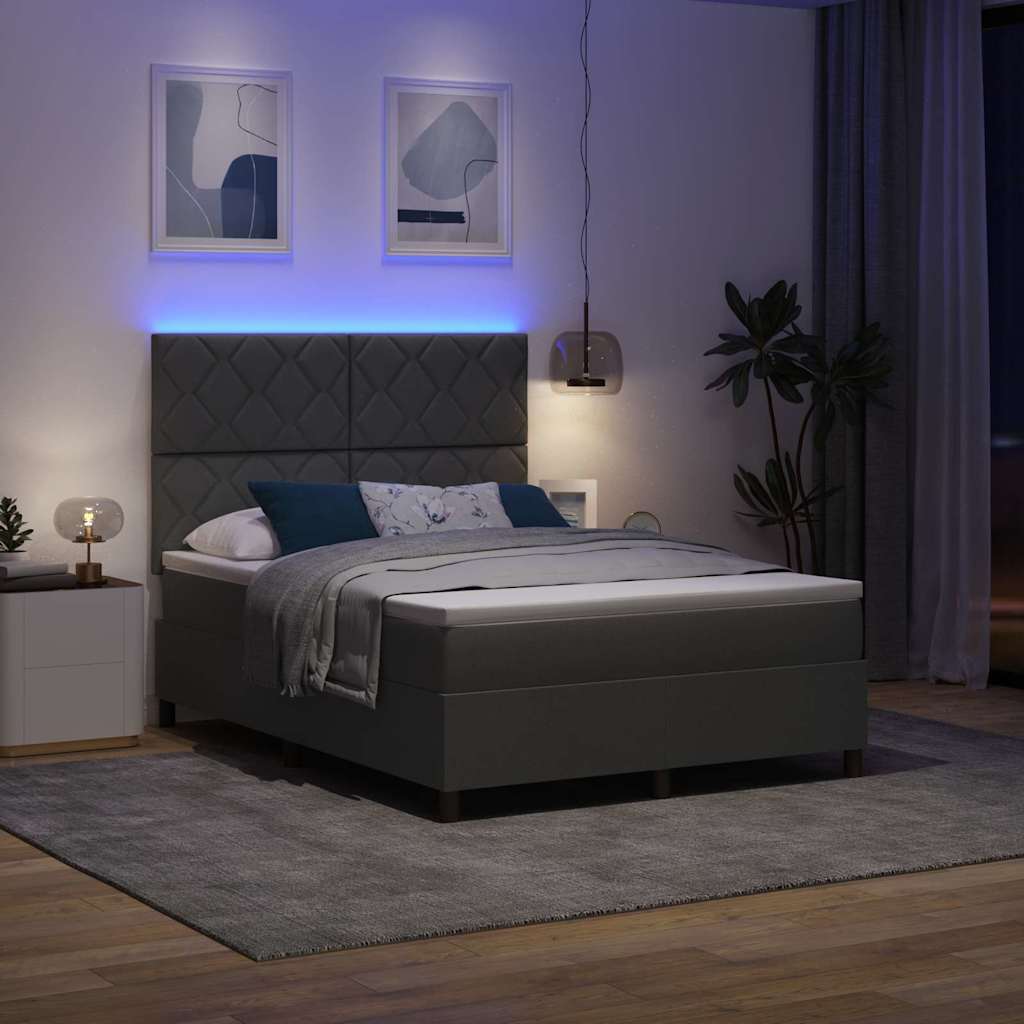 Box spring seng med LED-lysstrimler Mørkegrå 140 x 200 cm Stof