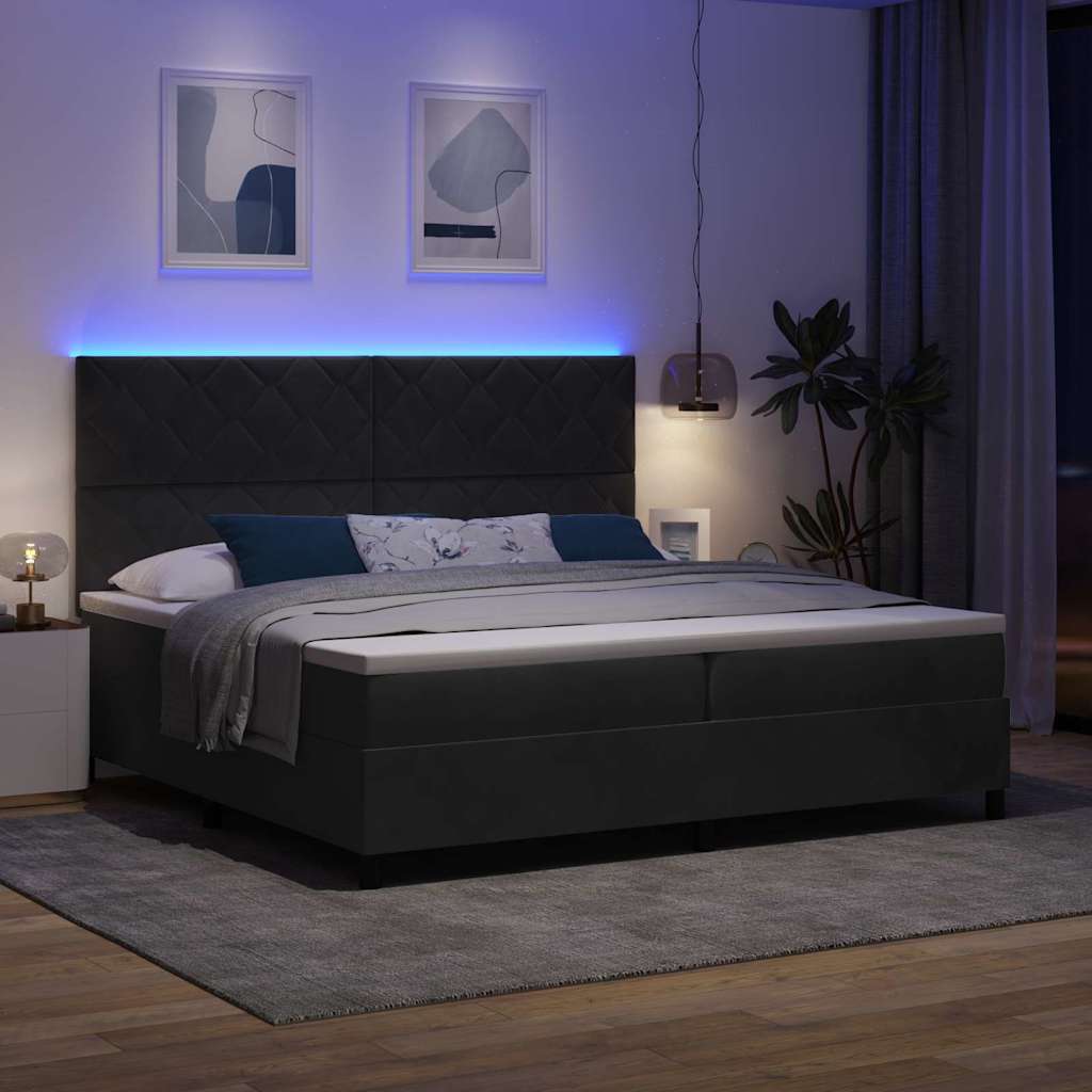 LED Box Spring Bed med hovedgærde Sort 200 x 200 cm Fløjl