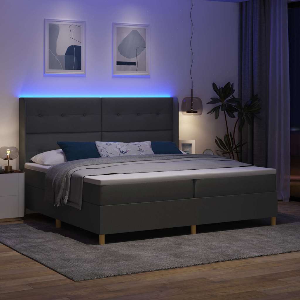 Box spring seng med LED-lysstrimler Grå 200 x 200 cm Stof