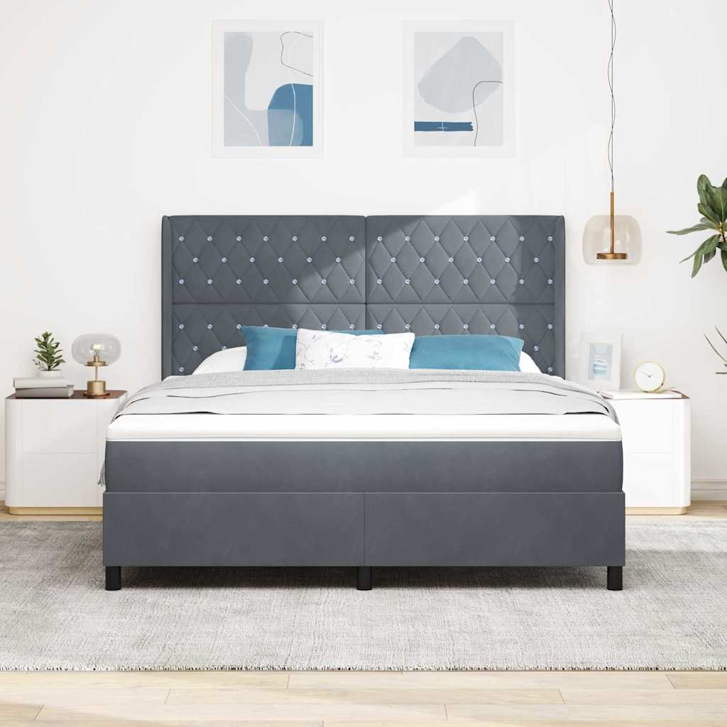 Box spring seng med madras med LED Mørkegrå 180 x 200 cm Fløjl