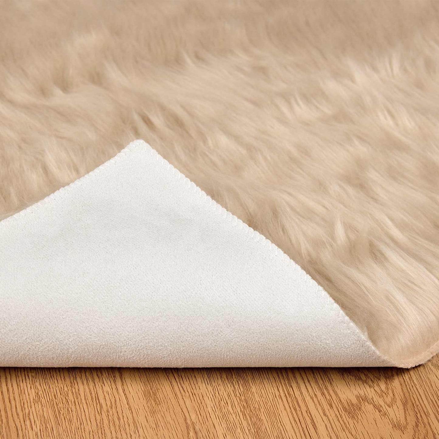 Fuskobbel lammeskindstæppe TAFALLA Beige 60 x 110 cm Polyester