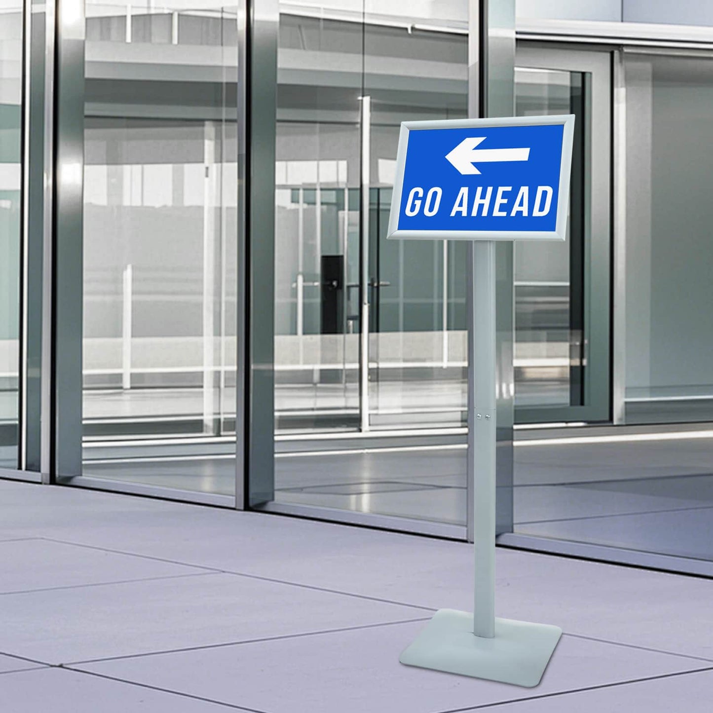 Pedestal Plakatstand Sølv 32 x 27 x 119 cm Støbejern